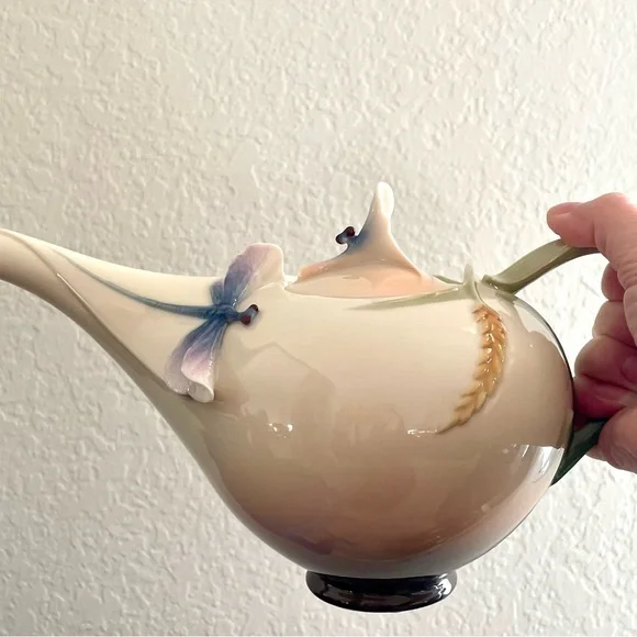 FRANZ Dragonfly Hand Painted & Signed Jan Woo Porcelain Teapot Art Nouveau NEW - Picture 12 of 16